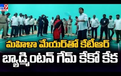 watch:-ktr-plays-badminton-with-woman-mayor;-makes-some-hilarious-comments-–-ap7am