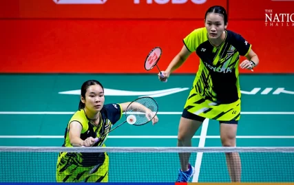 thai-sisters-dispense-with-korean-pair-to-reach-badminton-world-tour-finals-–-the-nation