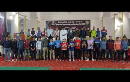 jharkhand-u-19-badminton:-saraah-wears-triple-crown,-double-titles-for-niraj-kesri-–-lagatar-news-(lagatar24.com)