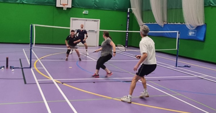 southend-and-district-badminton-association-league-–-yellow-advertiser