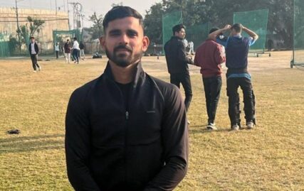 ipl-fairytale:-tennis-ball-cricket-to-rcb,-auto-driver’s-son-picked-for-rs-60-lakh-after-bid-war