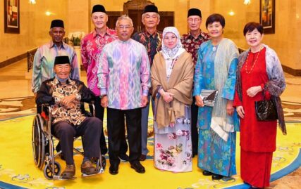 thomas-cup-badminton-heroes-feted-at-istana-negara-–-free-malaysia-today