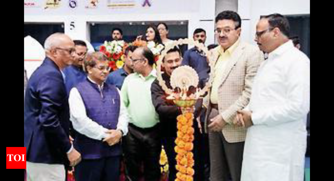 para-badminton-tourney-begins-in-lucknow