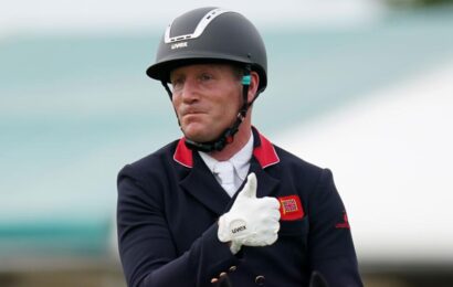 oliver-townend-leads-badminton-after-day-one-of-dressage