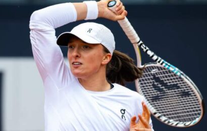 iga-swiatek-optimistic-french-open-defence-will-proceed-despite-thigh-injury