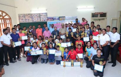 warangal:-badminton-tourney-concludes
