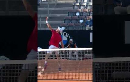 when-ruud-got-the-thumbs-up-from-djokovic!-