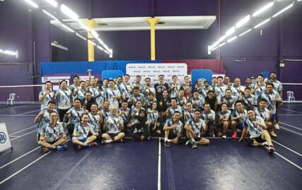 smashing-time-as-allianz-gather-media-on-world-badminton-day
