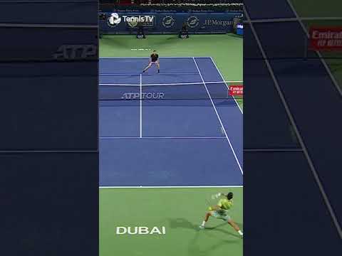 hurkacz-hits-tweener-against-djokovic-and-still-wins-the-point-
