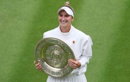 marketa-vondrousova:-wimbledon-champion-enters-wta-top-10-and-plans-strawberry-tattoo
