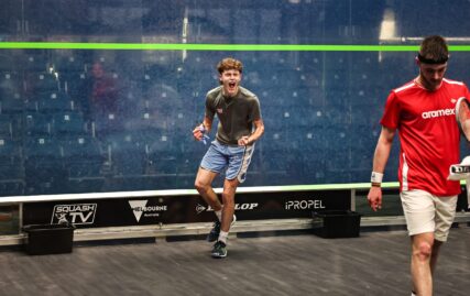 wsf-world-junior-squash-championships:-usa’s-robertson-shocks-defending-champ-damming-to-reach-quarter-finals