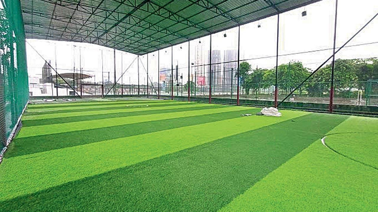 football-to-badminton:-here’s-a-list-of-indoor-venues-where-you-can-play-your-favourite-sports