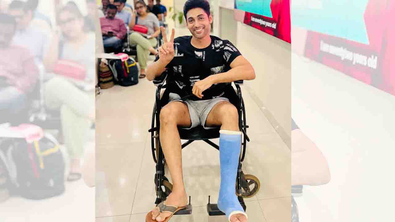 ruslaan-mumtaz-suffers-leg-fracture-while-playing-badminton
