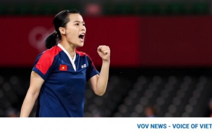 vietnamese-badminton-player-beats-world-number-eight