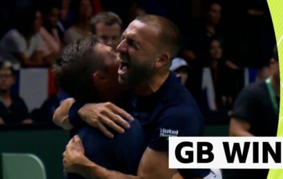 davis-cup-2023:-great-britain’s-dan-evans-and-neal-skupski-fight-back-to-beat-france