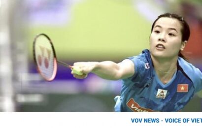 nguyen-thuy-linh-wins-trophy-at-vietnam-open-2023-badminton-tournament