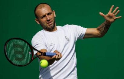 shanghai-masters:-dan-evans-sets-up-carlos-alcaraz-match-but-cameron-norrie-loses