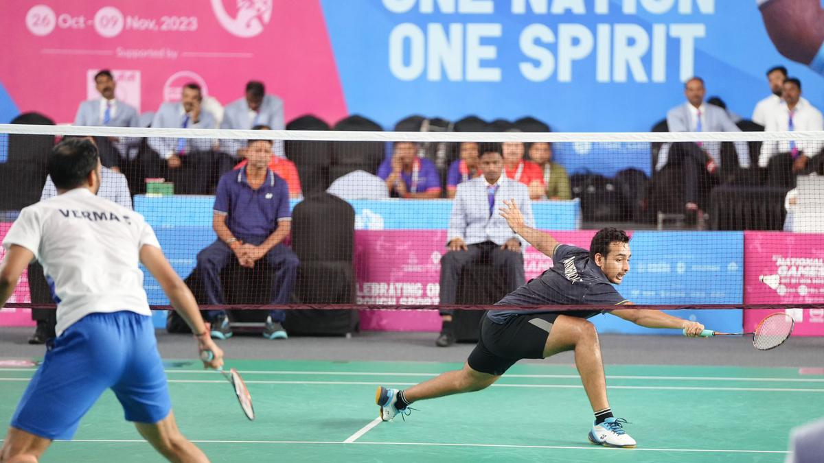 national-games-2023:-m-tharun,-anupama-upadhyaya-win-men’s-and-women’s-singles-badminton-gold