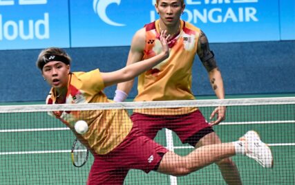 badminton:-tang-jie-ee-wei-stun-japan’s-world-no.-2-watanabe-higashino-in-world-tour-finals