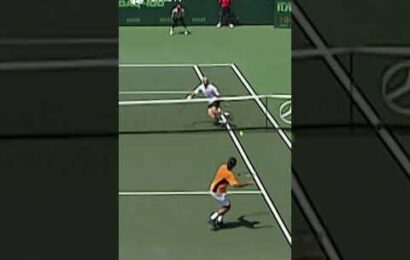 marcelo-rios-toying-with-andre-agassi-