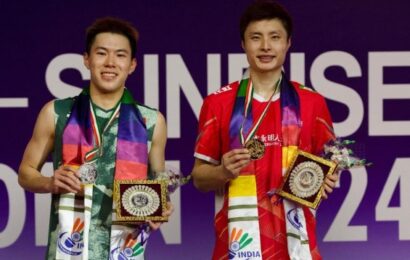 shi,-tai-crowned-at-badminton’s-india-open