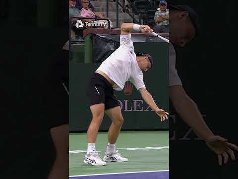 and-the-oscar-for-best-racket-smash-goes-to…-