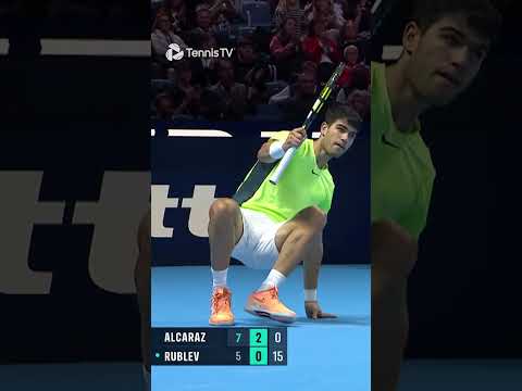 carlos-alcaraz-from-the-floor-