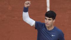 alcaraz-beats-tsitsipas-to-set-up-sinner-semi-final
