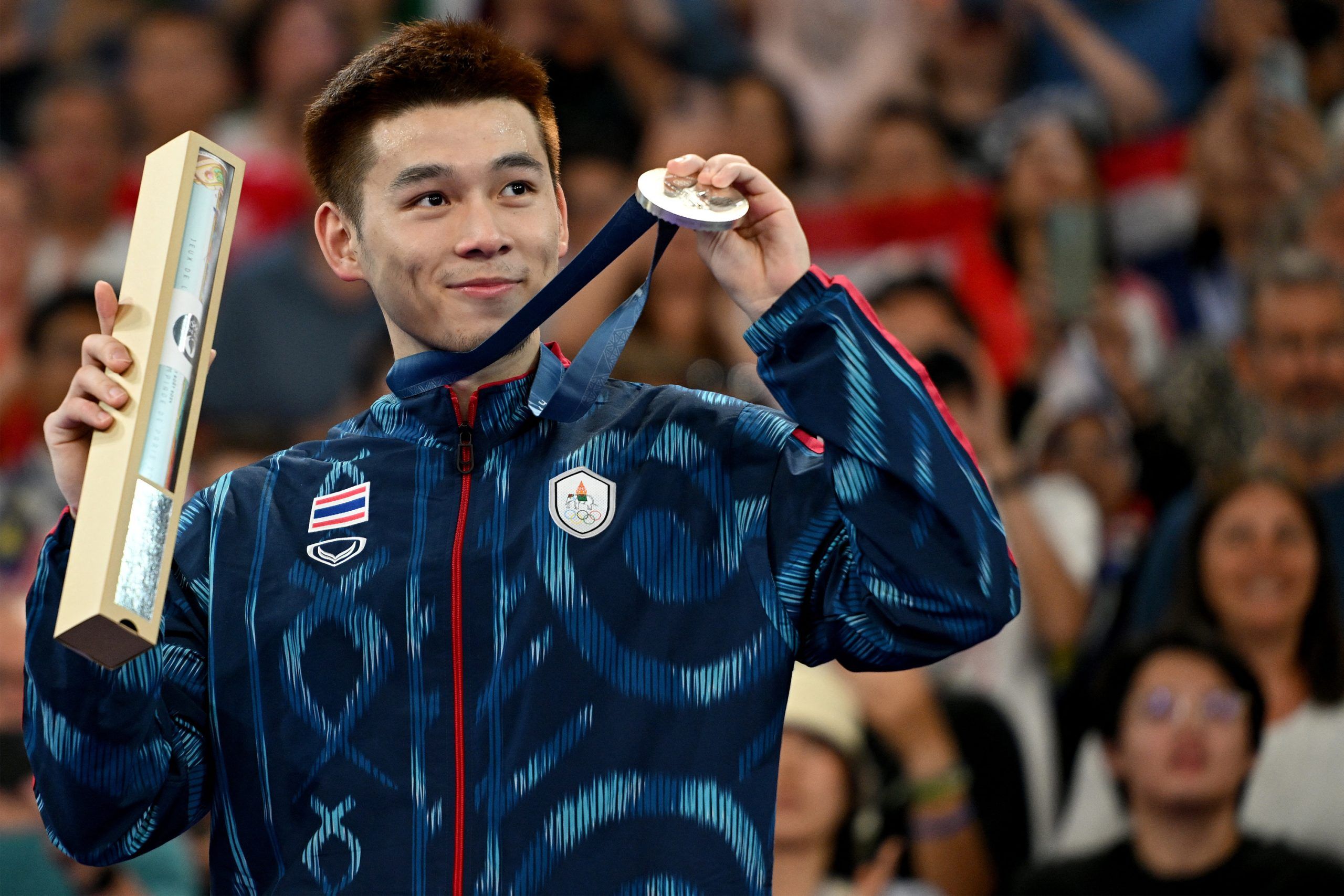 kunlavut-vitidsarn:-the-athlete-who-won-the-first-medal-for-thailand-in-badminton