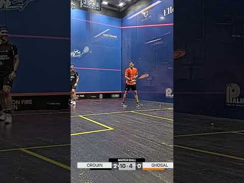 have-you-ever-seen-a-shot-like-this?!-#trickshot