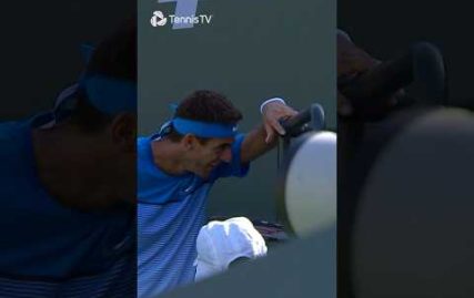 he-tried-to-give-away-his-racket-mid-match-