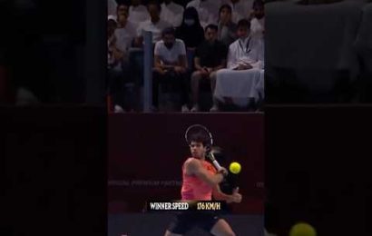 alcaraz-crushes-176kph-forehand-