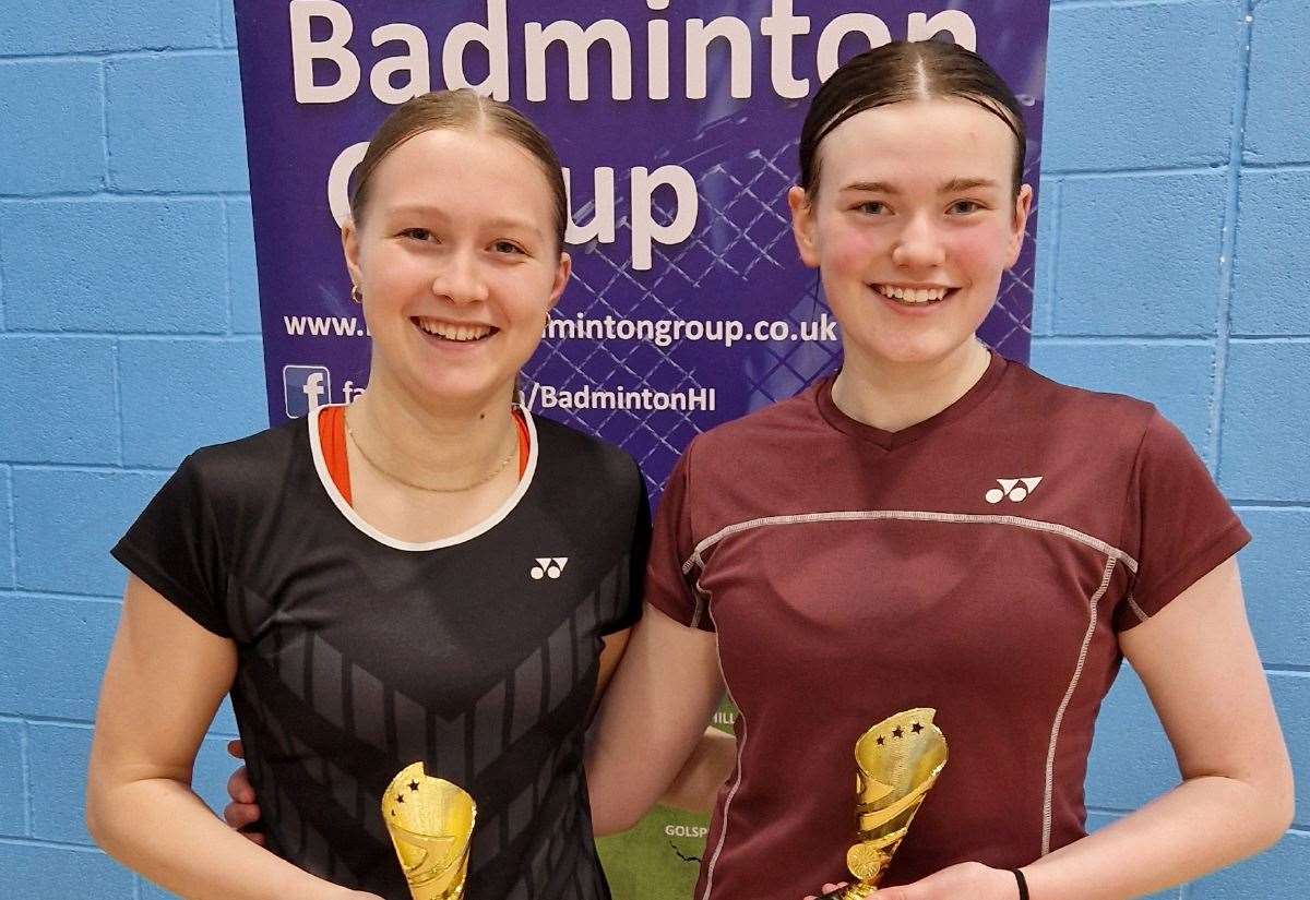 chloe-and-jody-team-up-to-take-u19-doubles-title-at-highland-badminton-group-tournament