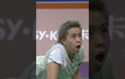 dives-on-point.-#sudirmancupfinals-#suzhou2023-#badminton