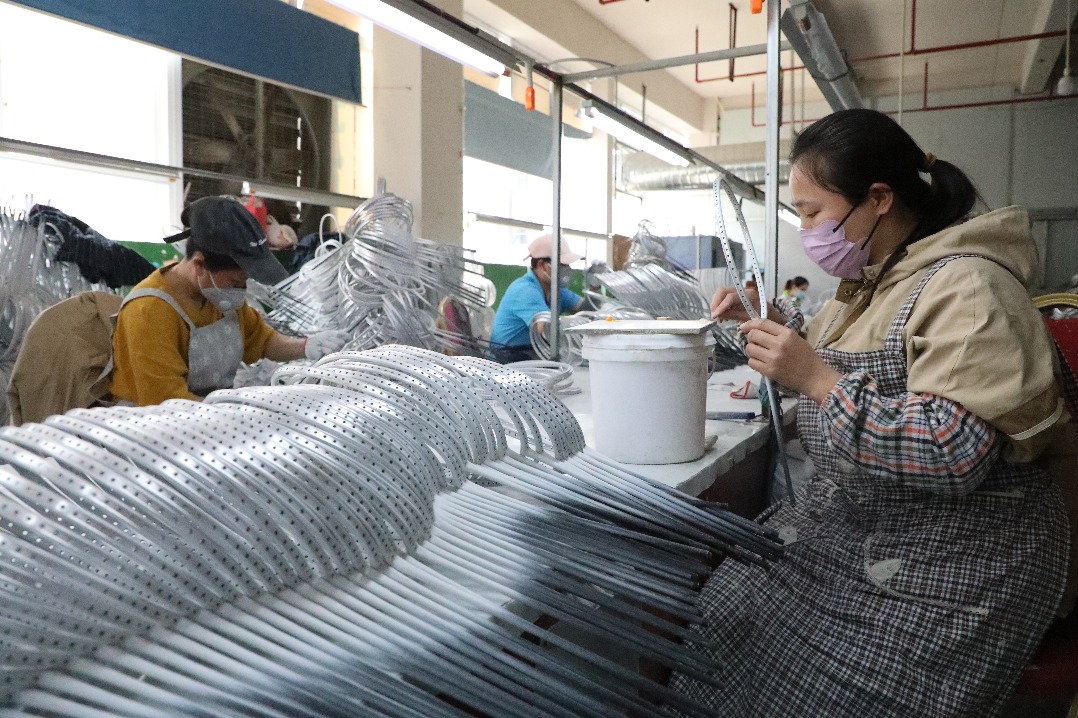 guizhou’s-badminton-rackets-blaze-expanding-market