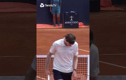 alexander-bublik:-the-ultimate-tennis-showman-🪄