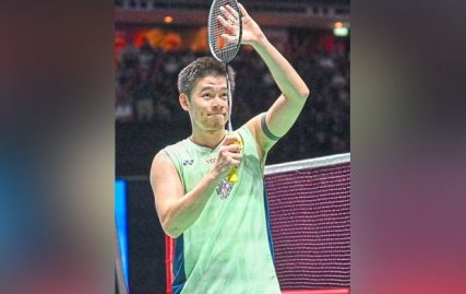 legend-rashid-raving-about-thai-singles-star-kunlavut