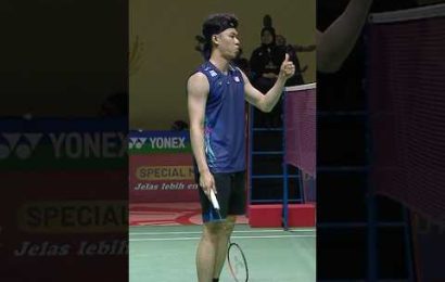 a-front-row-view-of-smooth-net-play,-lee-zii-jia-approves.-#badminton-#shorts-#bwf